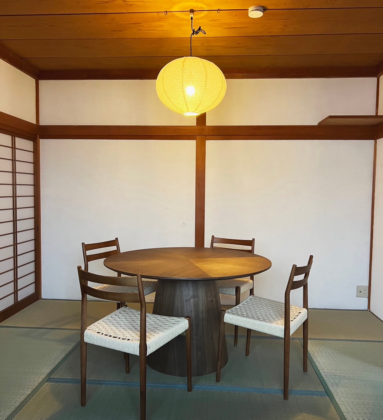 野町邸の室内